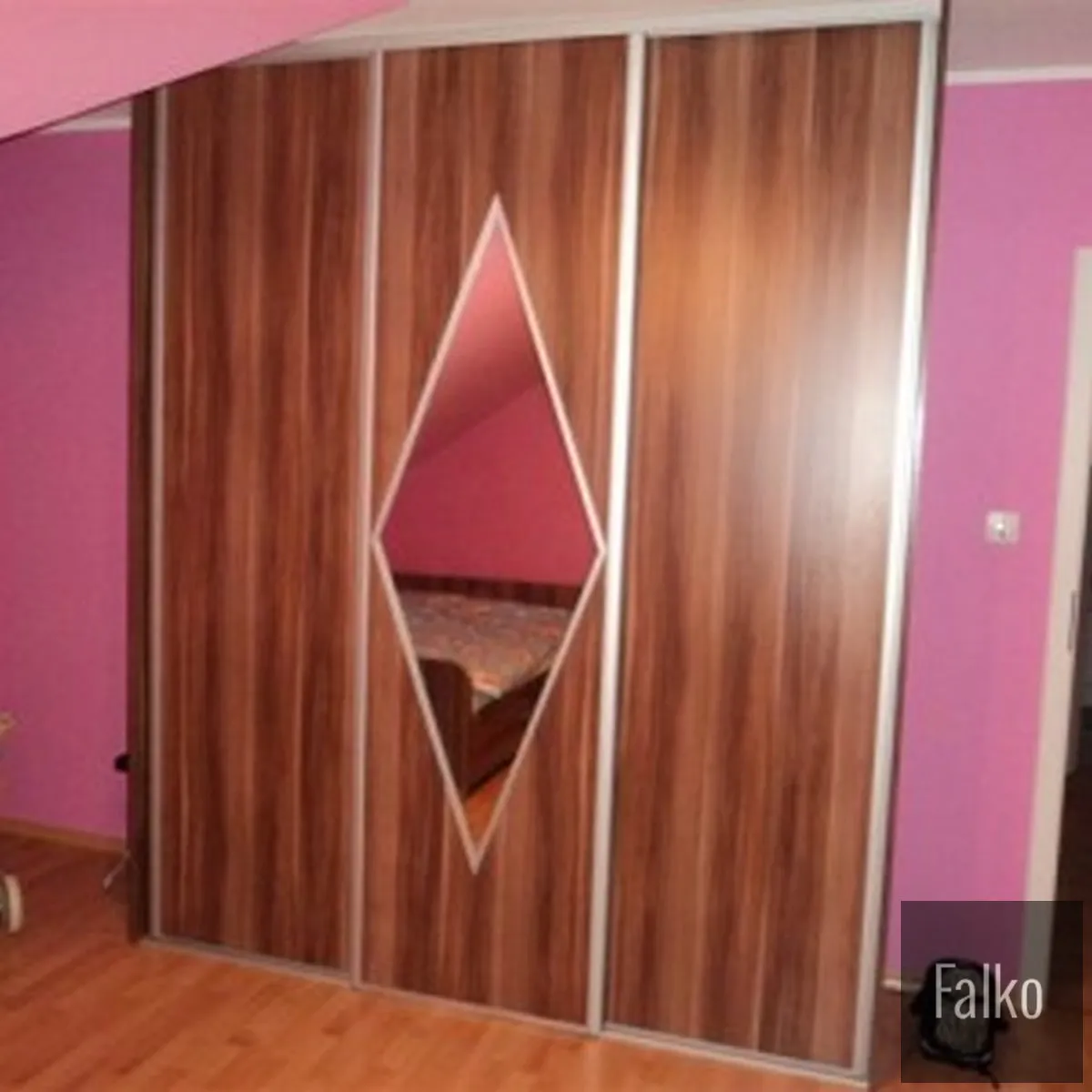 Szafy i garderoby na wymiar, realizacja Falko